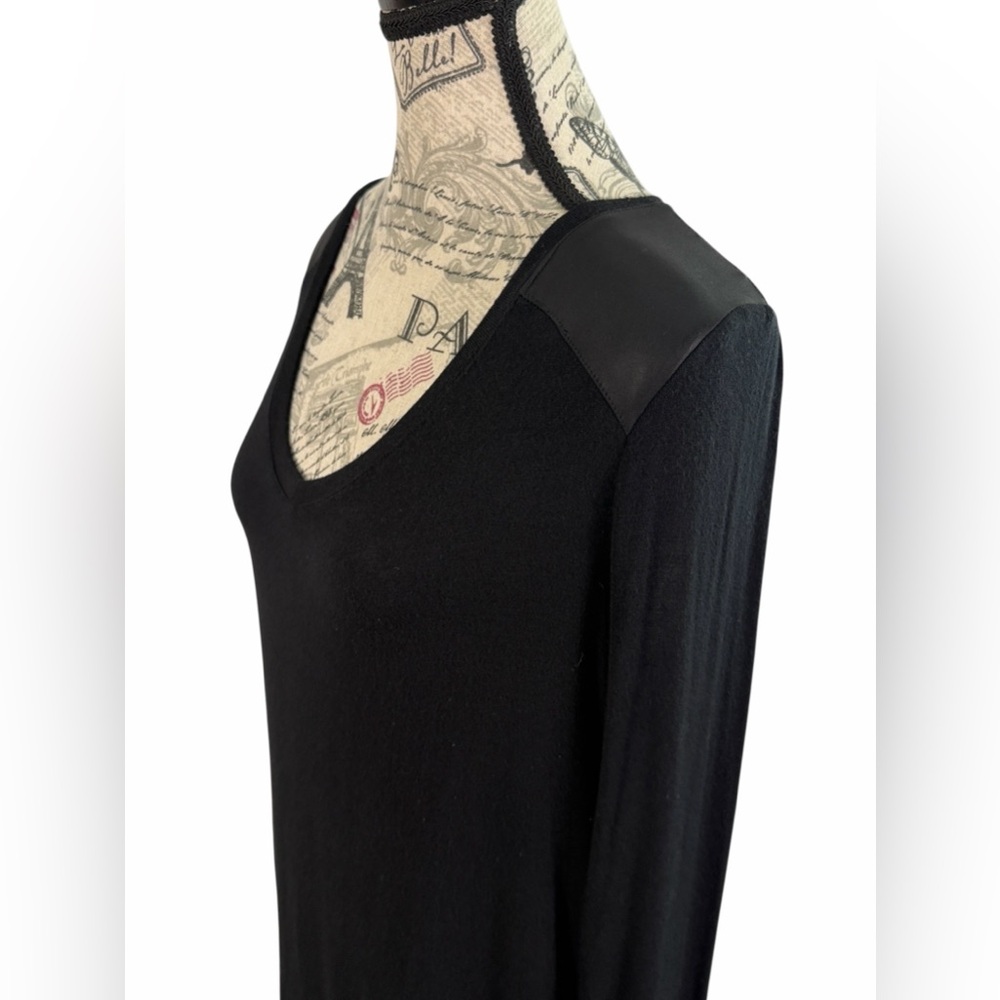 Massimo Black Sheer Back Tunic Top Faux Leather Shoulder Size M - Picture 3 of 10